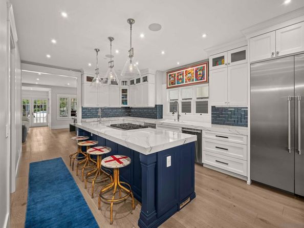 1027 G Ave, Coronado CA 92118