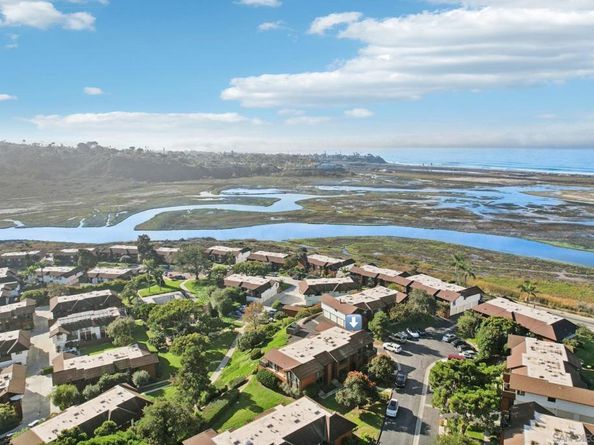 2422 Caminito Ocean Cv, Cardiff By The Sea CA 92007