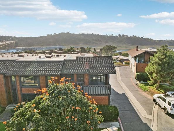 2422 Caminito Ocean Cv, Cardiff By The Sea CA 92007