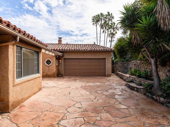 3038 Udall St, San Diego CA 92106