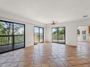 3038 Udall St, San Diego CA 92106