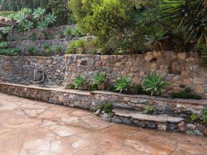 3038 Udall St, San Diego CA 92106