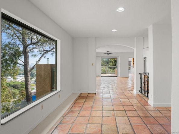 3038 Udall St, San Diego CA 92106