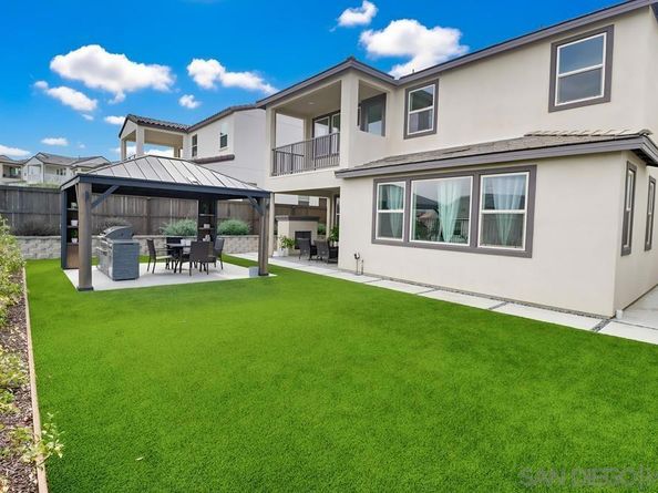 2083 Via Estancia, Chula Vista CA 91913