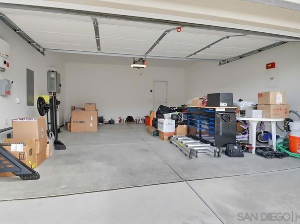 2083 Via Estancia, Chula Vista CA 91913