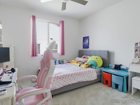 2083 Via Estancia, Chula Vista CA 91913