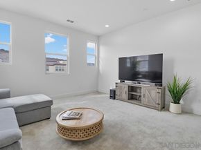 2083 Via Estancia, Chula Vista CA 91913