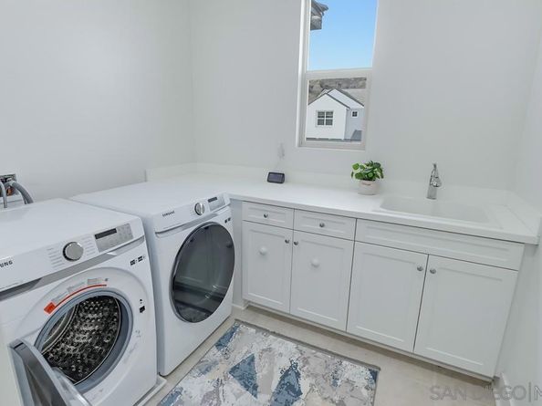 2083 Via Estancia, Chula Vista CA 91913