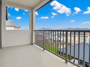 2083 Via Estancia, Chula Vista CA 91913