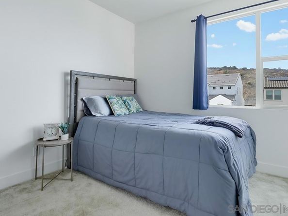 2083 Via Estancia, Chula Vista CA 91913