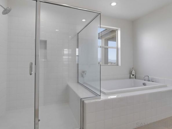 2083 Via Estancia, Chula Vista CA 91913