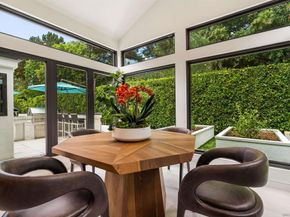 6887 Avenida Andorra, La Jolla CA 92037