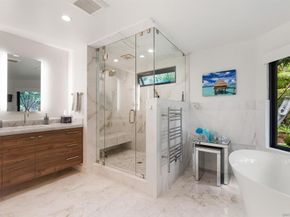 6887 Avenida Andorra, La Jolla CA 92037