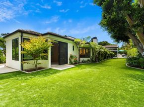 6887 Avenida Andorra, La Jolla CA 92037