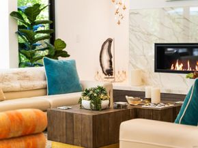 6887 Avenida Andorra, La Jolla CA 92037