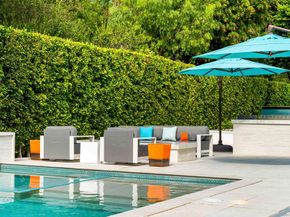 6887 Avenida Andorra, La Jolla CA 92037