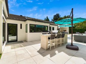 6887 Avenida Andorra, La Jolla CA 92037