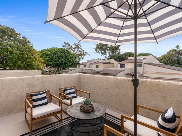 8871 Caminito Primavera, La Jolla CA 92037