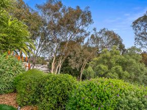 8871 Caminito Primavera, La Jolla CA 92037