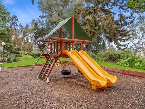 8871 Caminito Primavera, La Jolla CA 92037