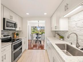 8871 Caminito Primavera, La Jolla CA 92037