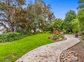 8871 Caminito Primavera, La Jolla CA 92037