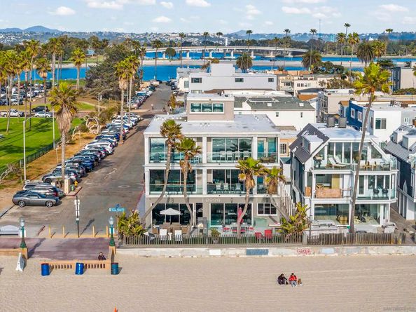 2999 Ocean Front Walk 2, San Diego CA 92109