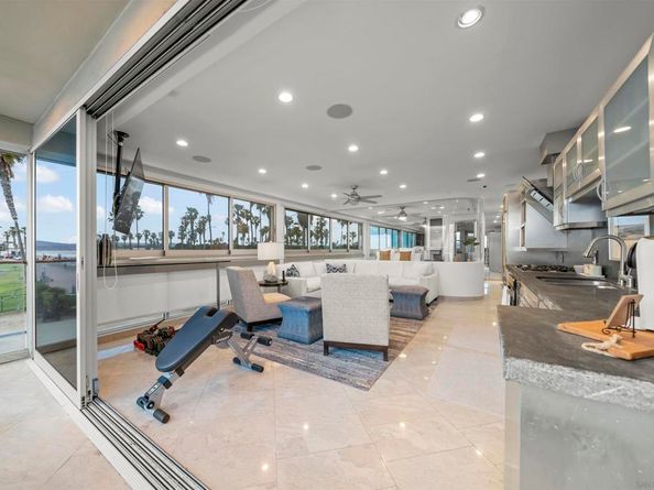 2999 Ocean Front Walk 2, San Diego CA 92109