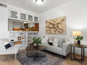 2630 Pirineos Way 5, Carlsbad CA 92009