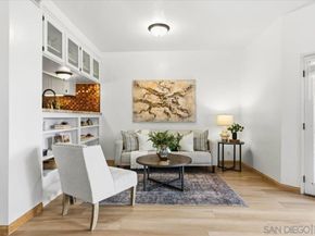 2630 Pirineos Way 5, Carlsbad CA 92009