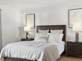 2630 Pirineos Way 5, Carlsbad CA 92009