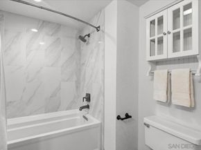 2630 Pirineos Way 5, Carlsbad CA 92009