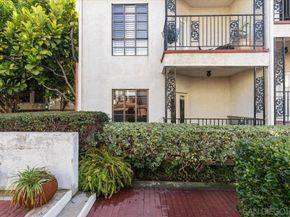 2630 Pirineos Way 5, Carlsbad CA 92009