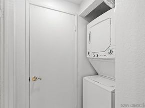 2630 Pirineos Way 5, Carlsbad CA 92009