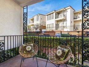 2630 Pirineos Way 5, Carlsbad CA 92009