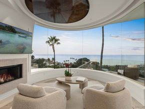 7455 Hillside Dr, La Jolla CA 92037