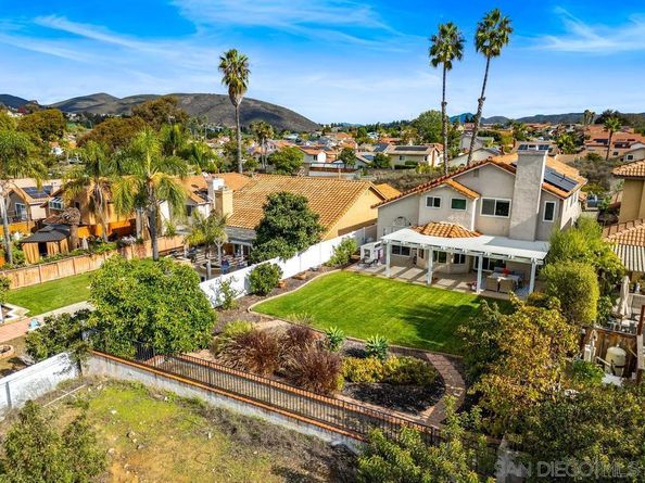 12848 Salmon River Rd, San Diego CA 92129