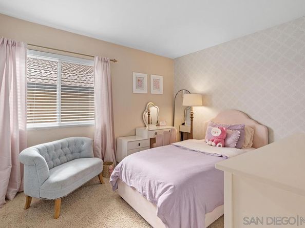 12848 Salmon River Rd, San Diego CA 92129