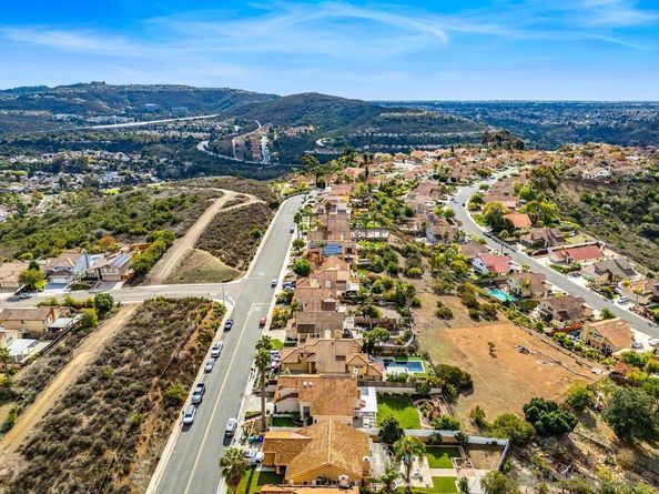 12848 Salmon River Rd, San Diego CA 92129