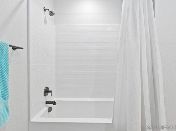 10149 Graphite Street, Spring Valley CA 91977