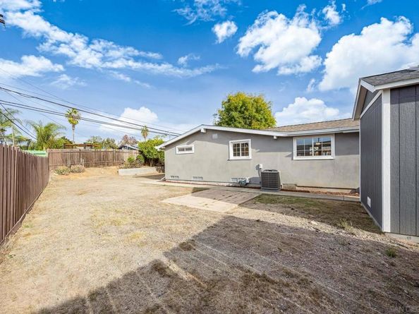 5506 Waring Rd, San Diego CA 92120