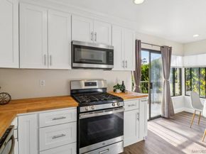 2829 Forest View Way, Carlsbad CA 92008