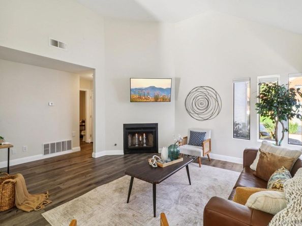 2829 Forest View Way, Carlsbad CA 92008