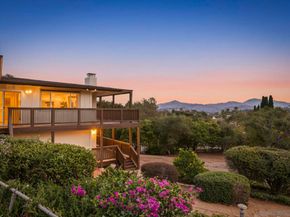 863 Via Rancho Pkwy, Escondido CA 92029