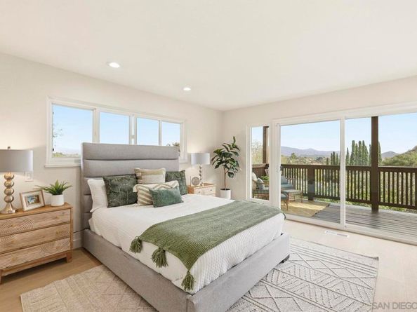 863 Via Rancho Pkwy, Escondido CA 92029