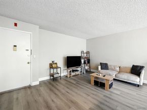 7838 Cowles Mountain Court C6, San Diego CA 92119