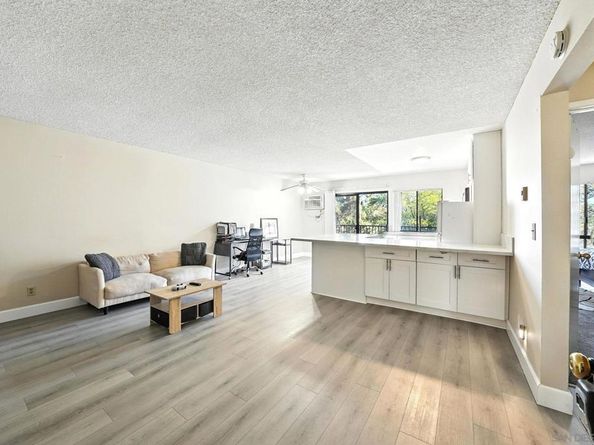 7838 Cowles Mountain Court C6, San Diego CA 92119