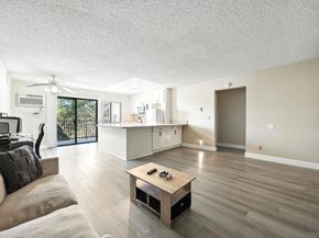 7838 Cowles Mountain Court C6, San Diego CA 92119