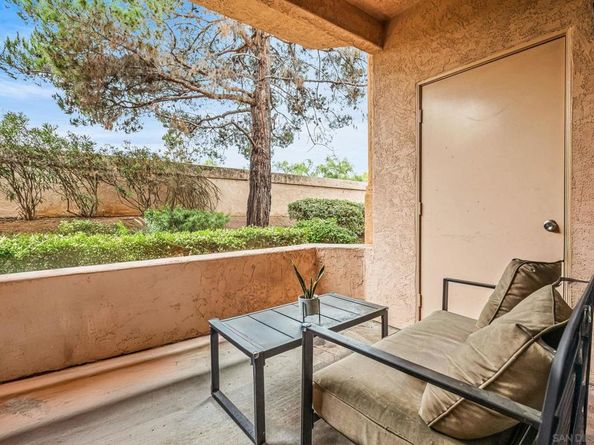 18656 Caminito Cantilena 278, San Diego CA 92128