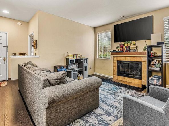 18656 Caminito Cantilena 278, San Diego CA 92128